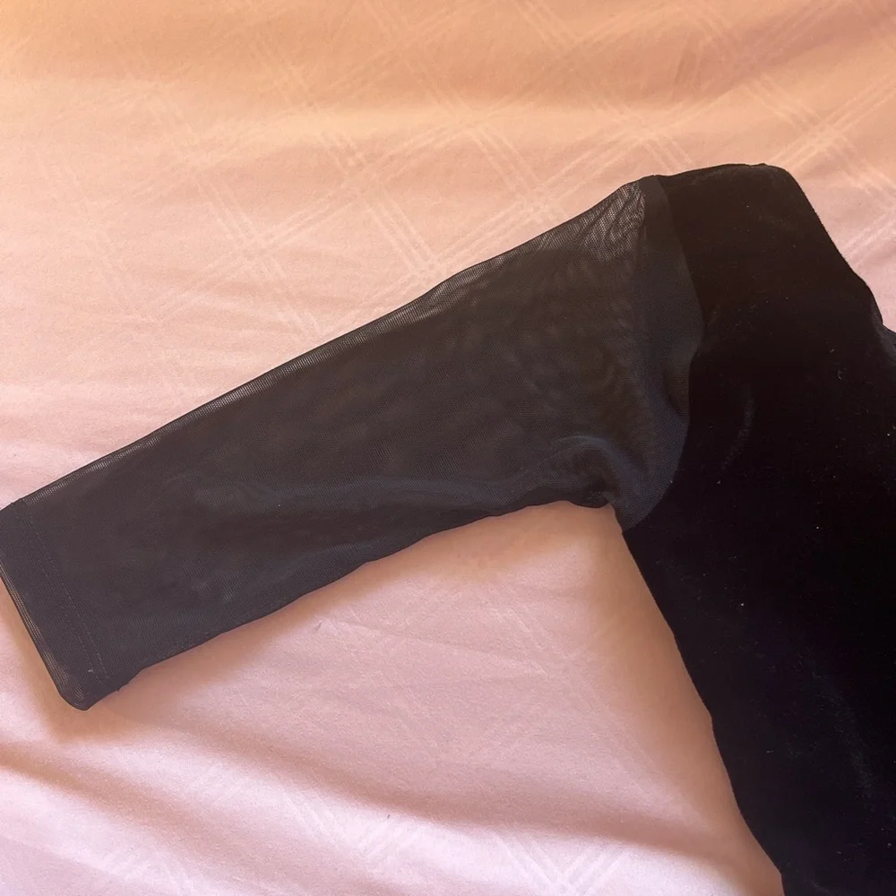 Elevé Tempe Black Velvet Leotard - Picture 5 of 5